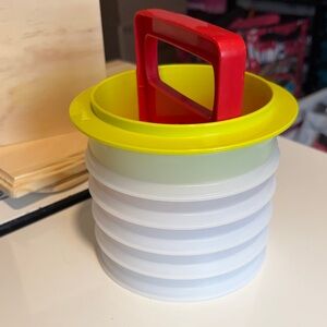 Vintage Tupperware Hamburger Press